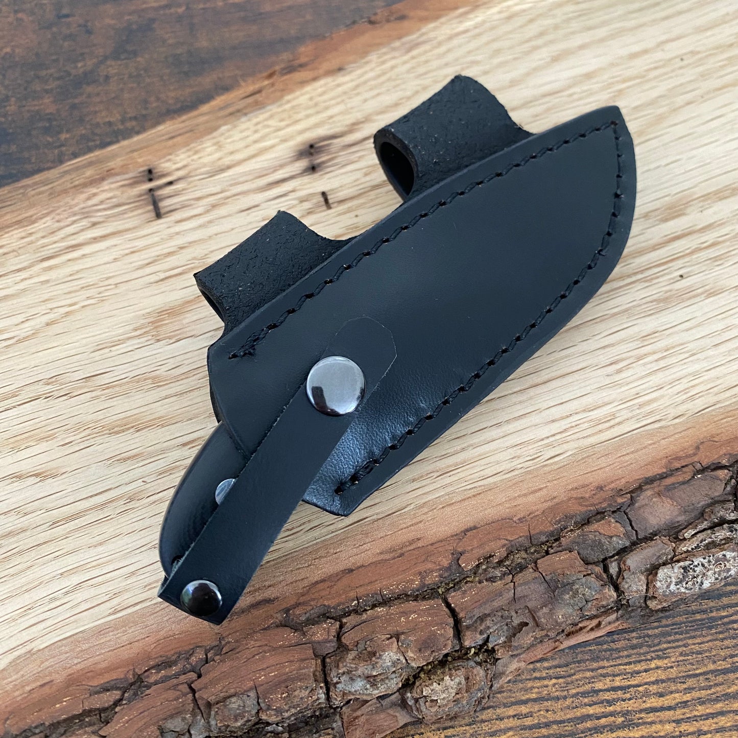 Feststehendes Messer J-Bite von Böker Plus