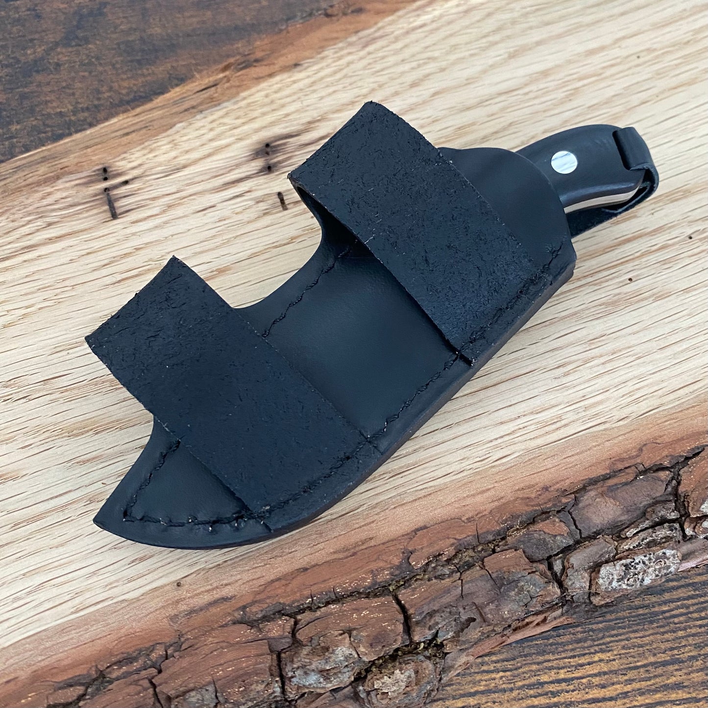 Feststehendes Messer J-Bite von Böker Plus