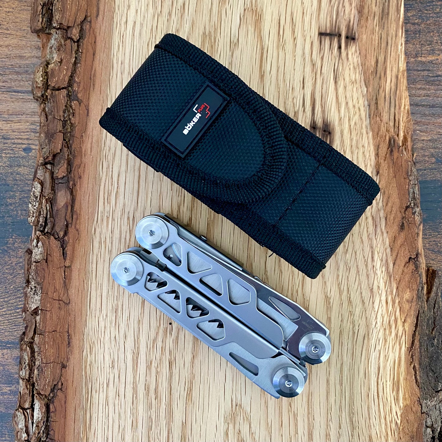Multitool Specialist Pro von Böker Plus, Taschenmesser Multitool