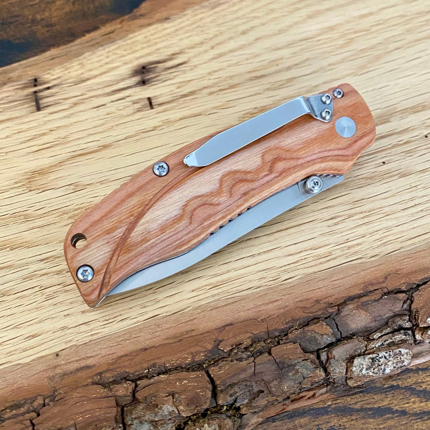 Taschenmesser Pakka Hunter von Böker Magnum aus Solingen.