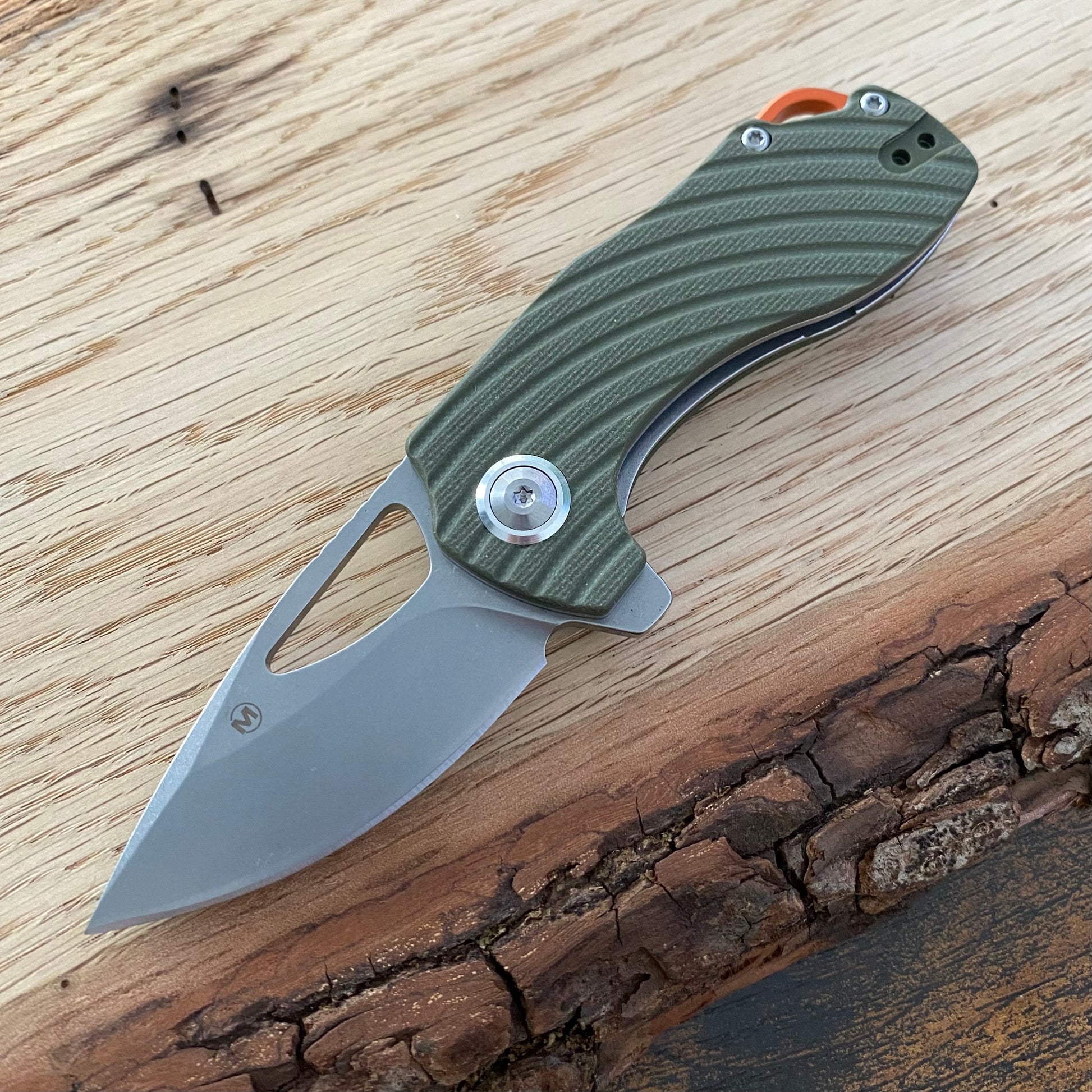 Taschenmesser Tadpole mit grünem Griff aus G10.