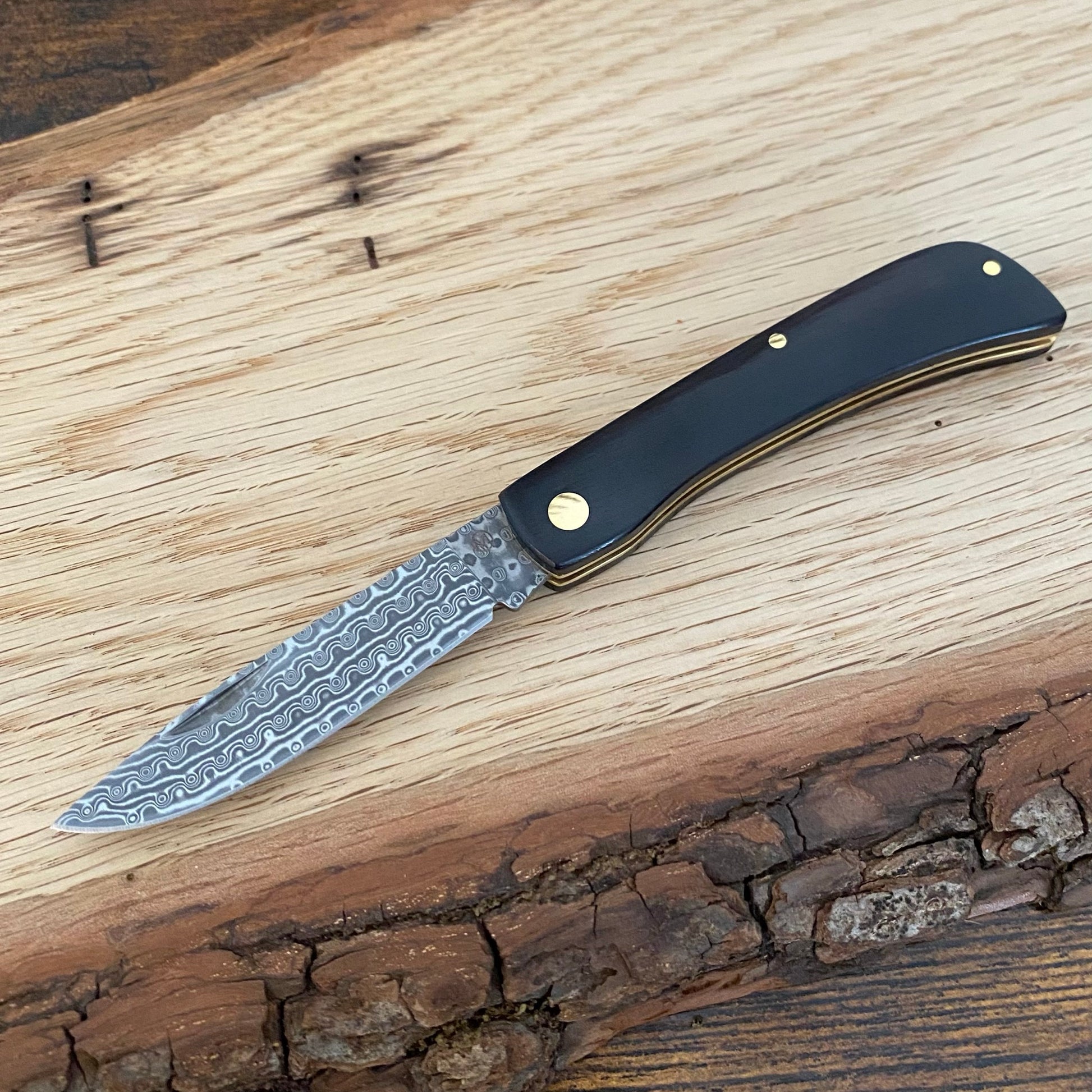 Taschenmesser Ebony Rangebuster Damast von Böker Magnum