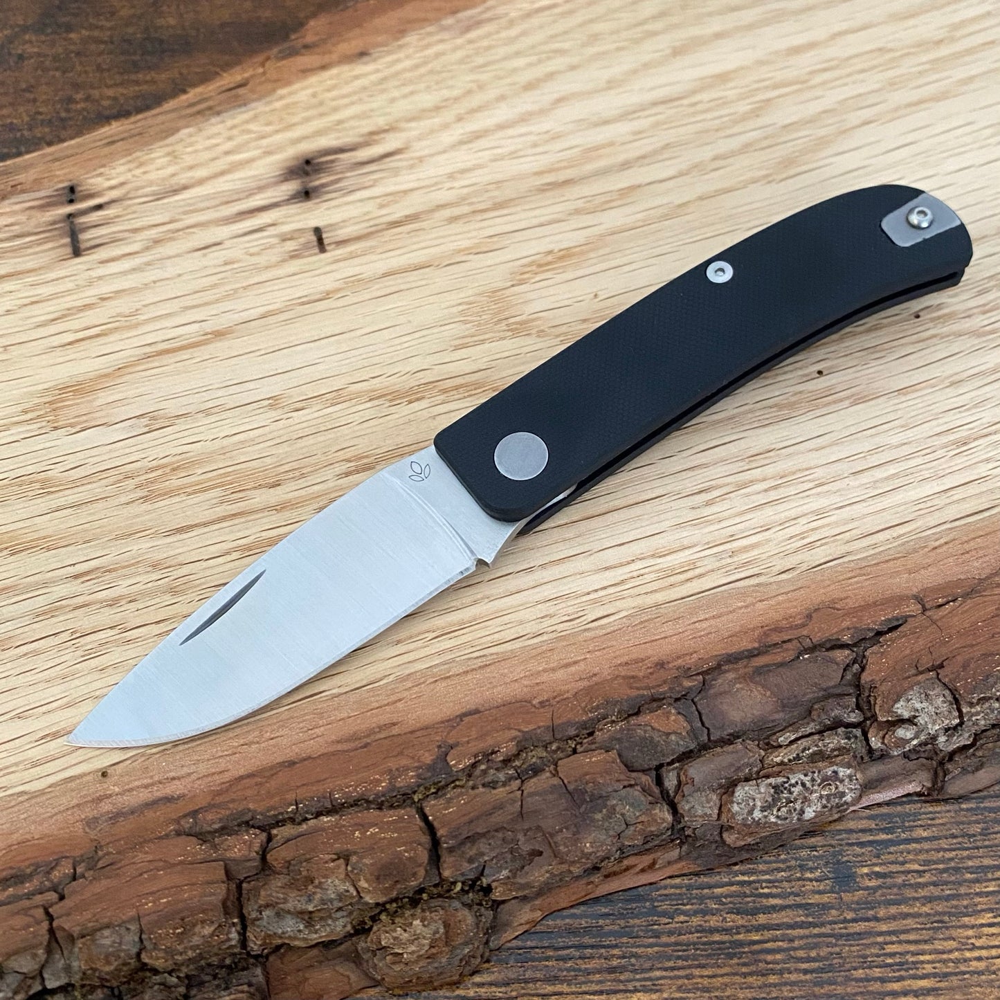 Wasp Black 14C28N