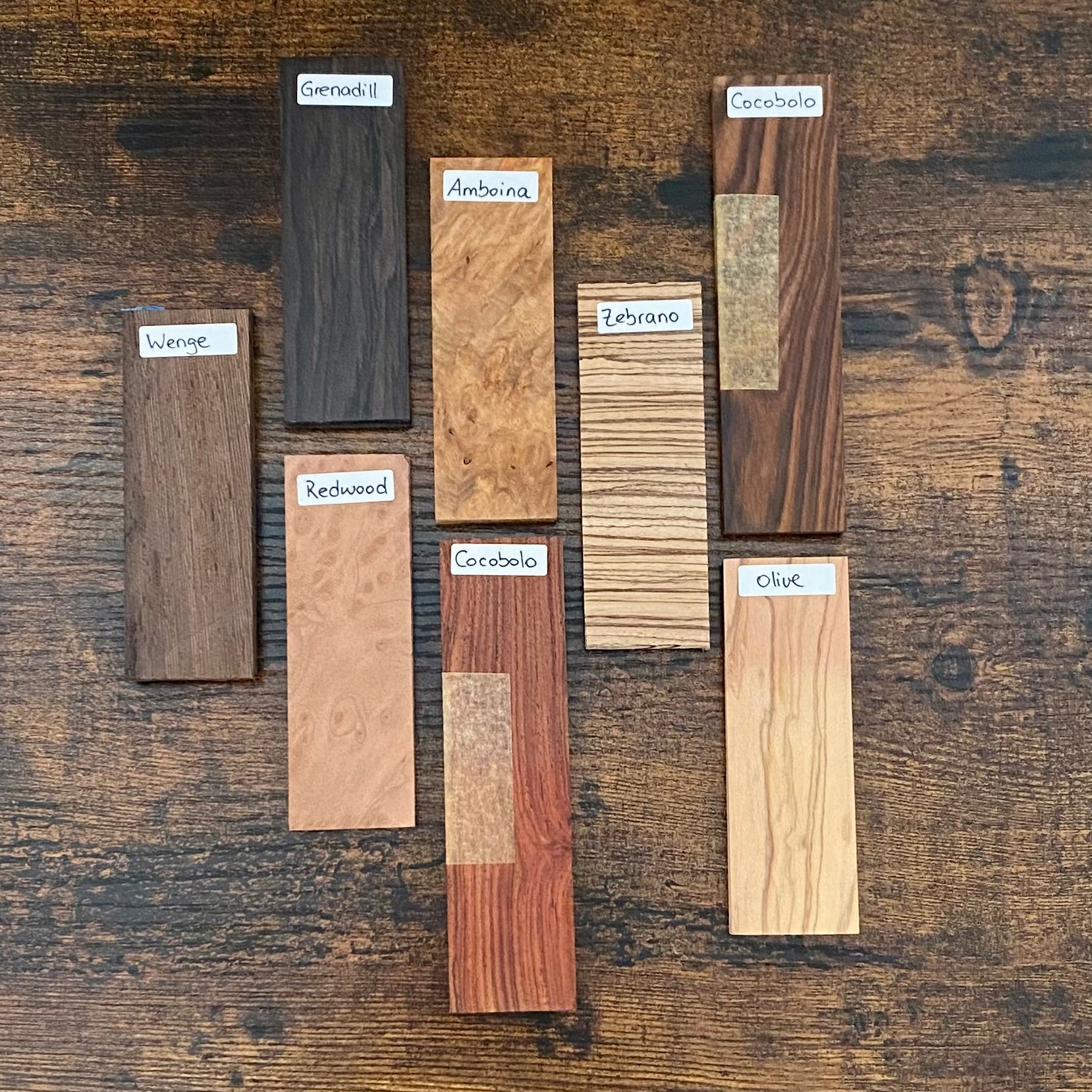 Griffhölzer zur Auswahl für den Messerbausatz Knife in a Box.