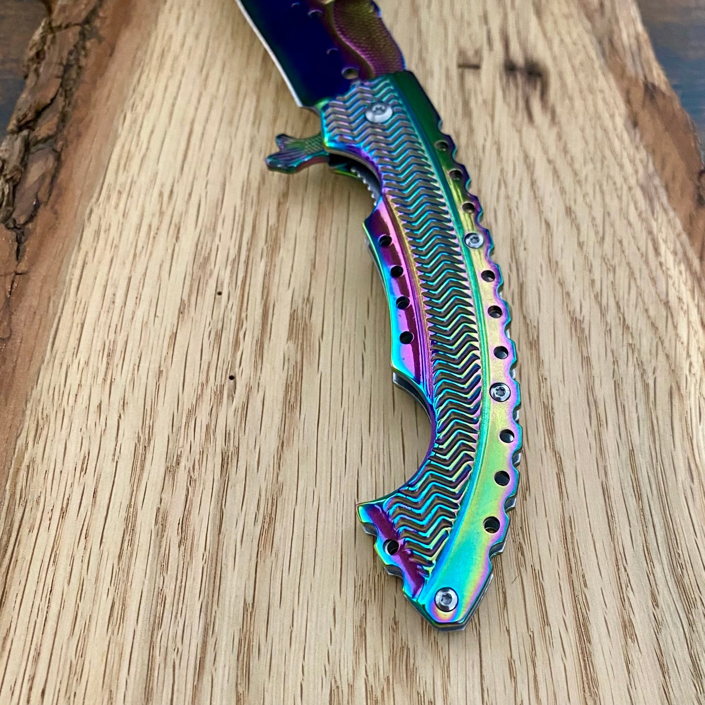 Taschenmesser
Magnum Rainbow Mermaid